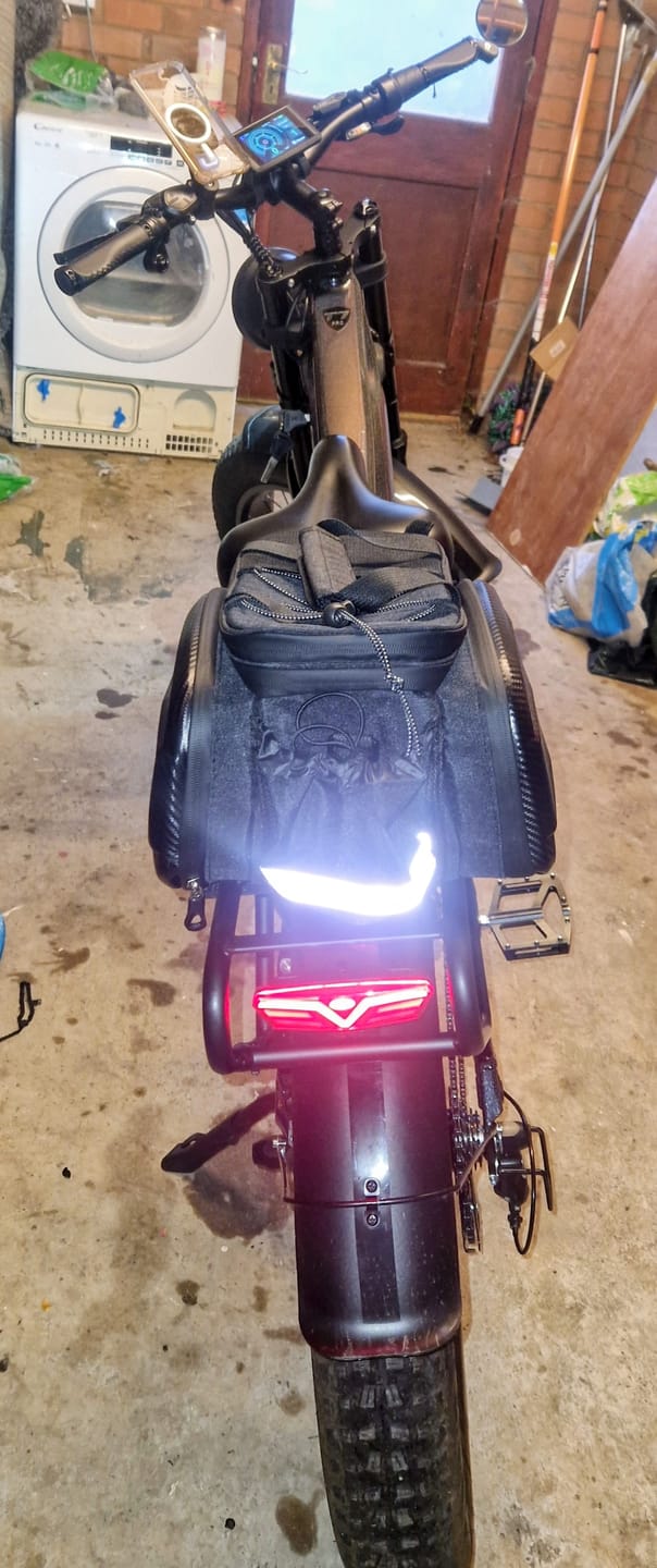 Customer photo review of Rear Rack + Rear Tail Light (for T7)
