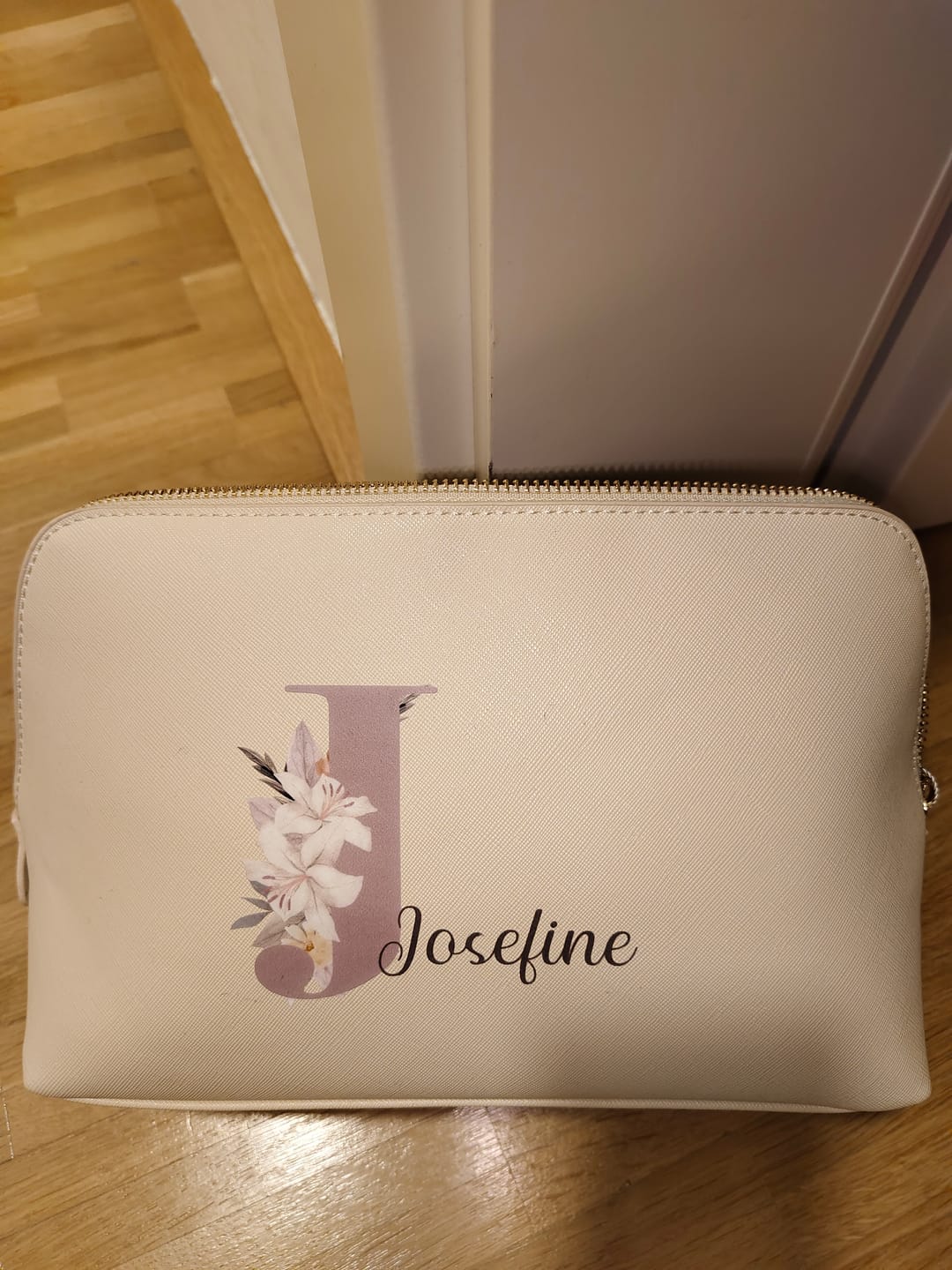 Customer photo review of Deine Initiale - Individuelle PU Kosmetiktasche