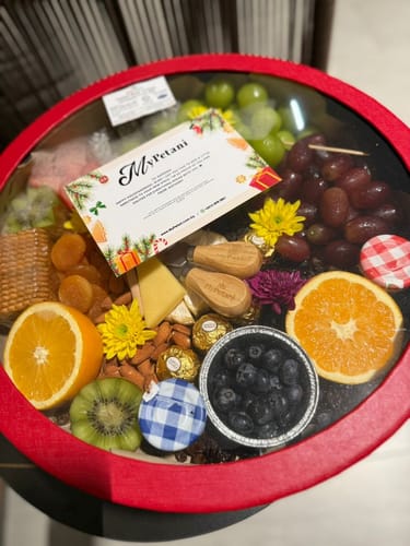 Customer photo review of Bentley Love Round Cheese Box (Available in KL & Selangor only)