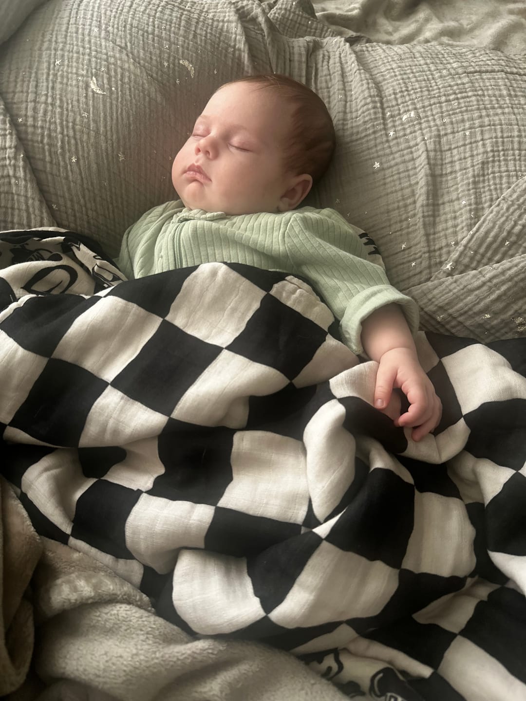 Customer photo review of Organic Muslin Quilt in Cool Kid x Venice