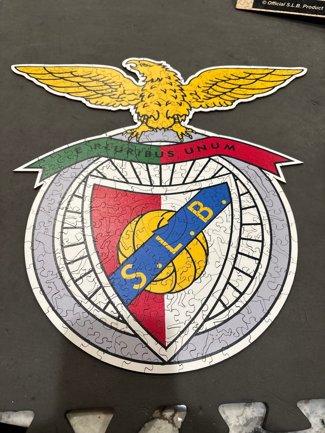 Customer photo review of SL Benfica® Logo - Wooden Puzzle