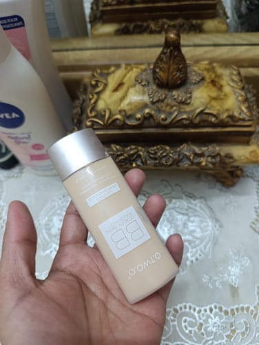 Customer photo review of O.TWO.O BEAUTY SKIN NUDE EFFECT BB CREAM