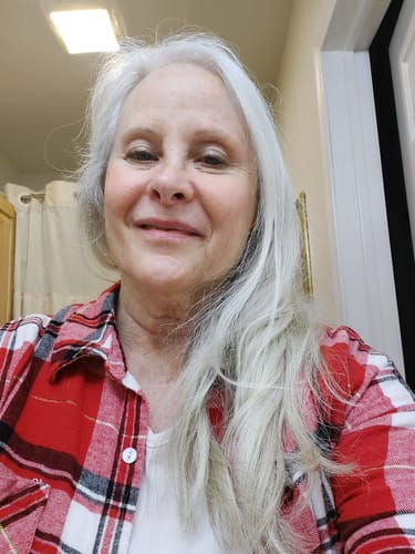 Customer photo review of Weightless Shampoo & Conditioner Set