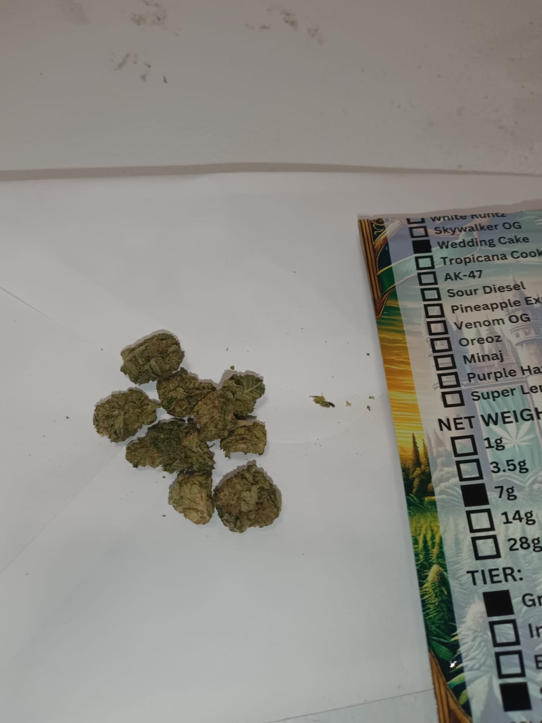 Customer photo review of Wedding Cake - Greenhouse THCA (Smalls)