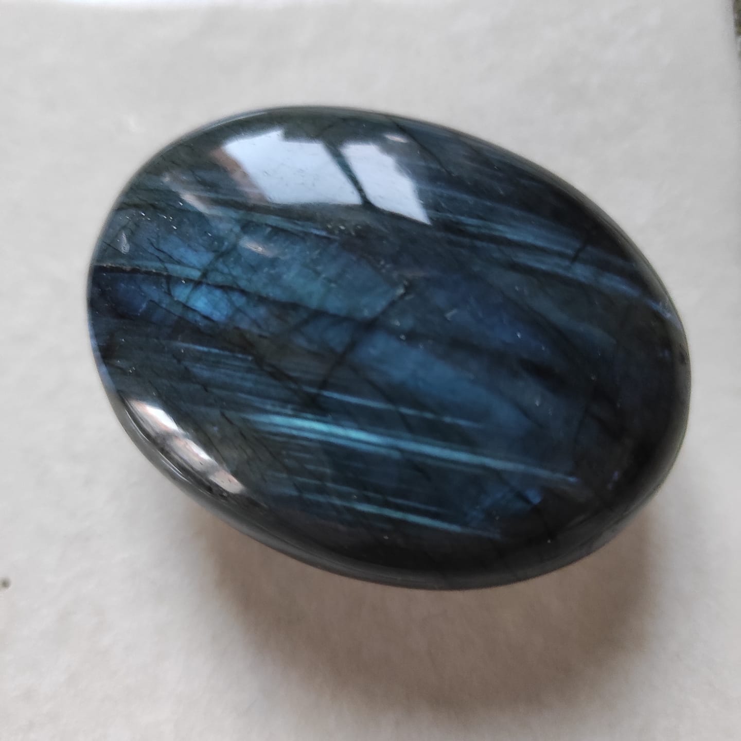 Customer photo review of Galet en Labradorite de Madagascar - Protection