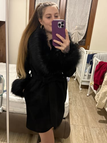 Customer photo review of Cappotto New Georgina con pelo - nero