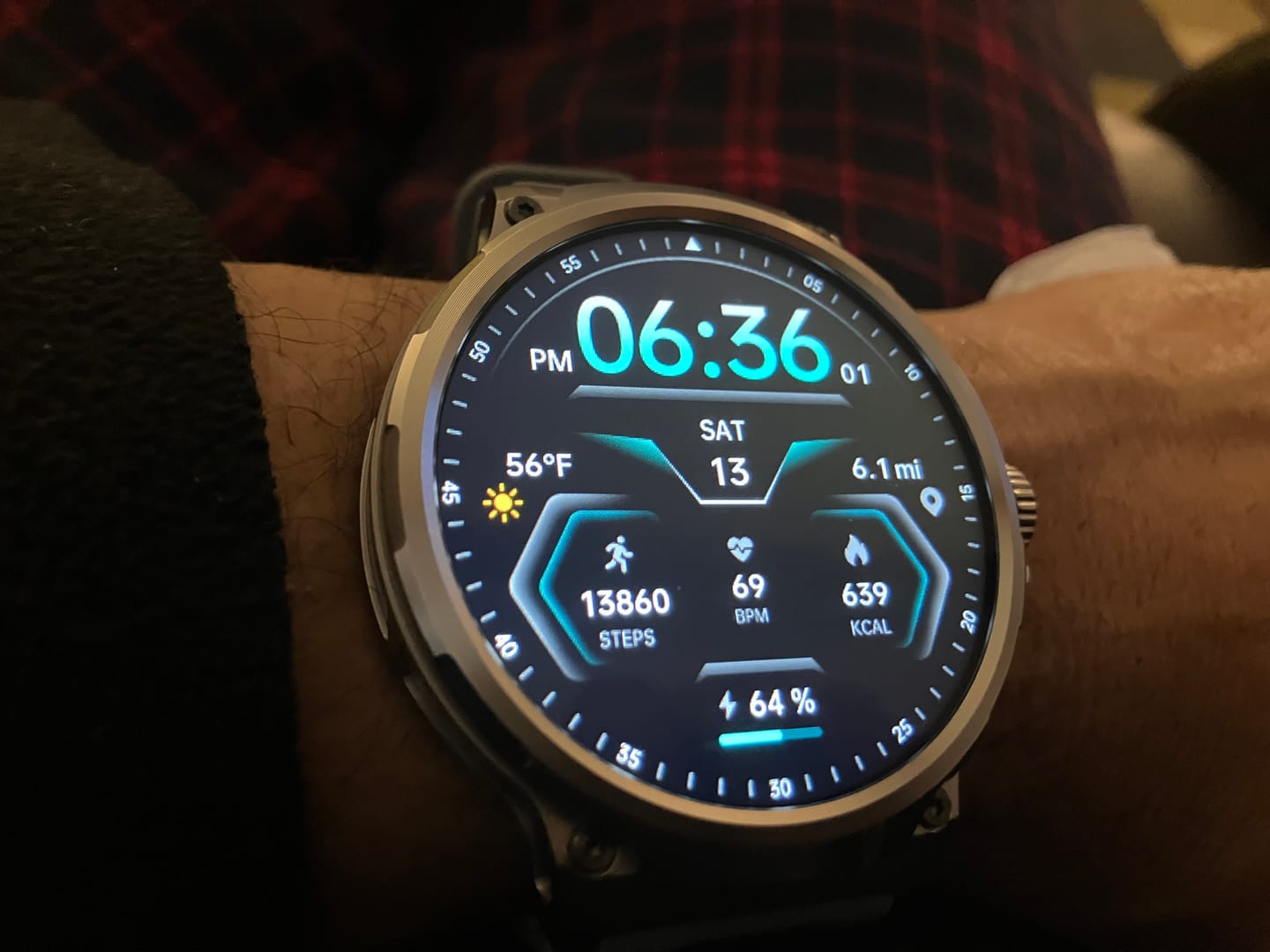 Customer photo review of ZE™ Pulse Smartwatch