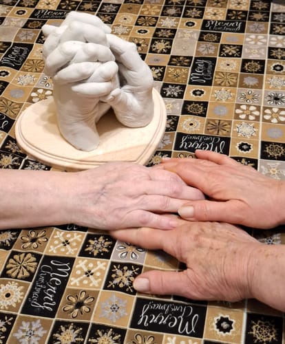 Customer photo review of Kézszobor Készítő Szett | Családi