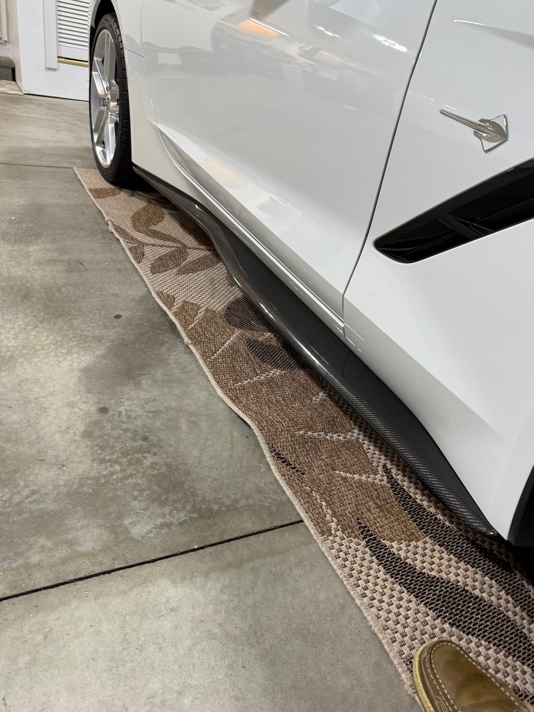 Customer photo review of Corvette C7 Z06 Conversion Side Skirts Rocker Panels