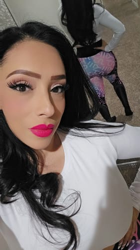 Customer photo review of Leggings DeJaVu Hype