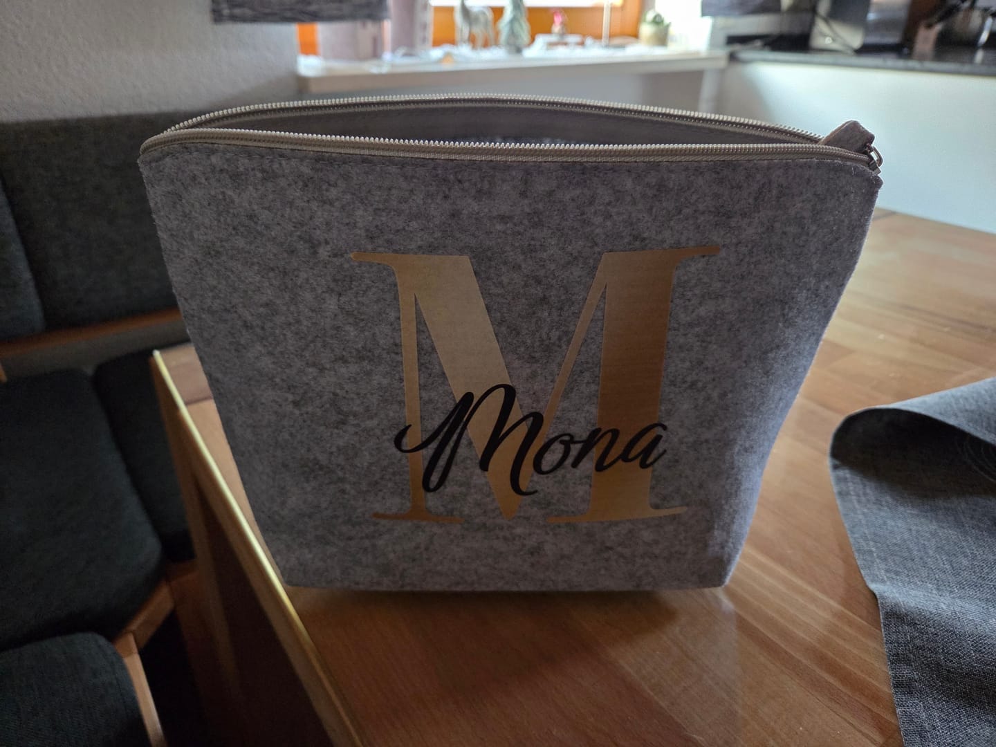 Customer photo review of Initiale - Individuelle Kosmetiktasche Filz