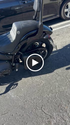 Customer video review of 3L - Dark Age Plain Leather Motorcycle Swing arm Bag For Harley Softail