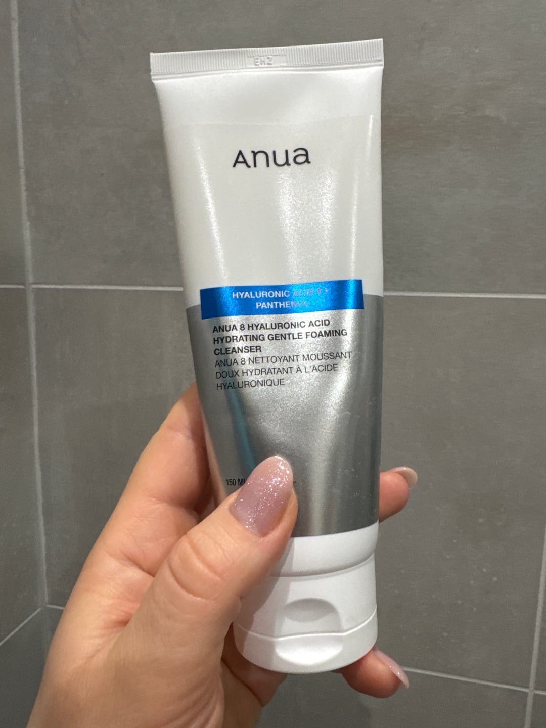 Customer photo review of Maigas putiņas sejas mazgāšanai Anua 8 Hyaluronic Acid Hydrating Gentle Foaming Cleanser