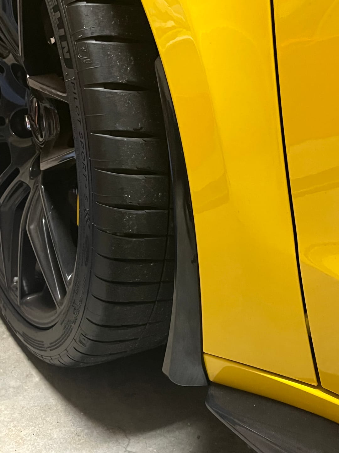 Customer photo review of Corvette C8 Z06 / E-Ray XL Extended Splash Guard
