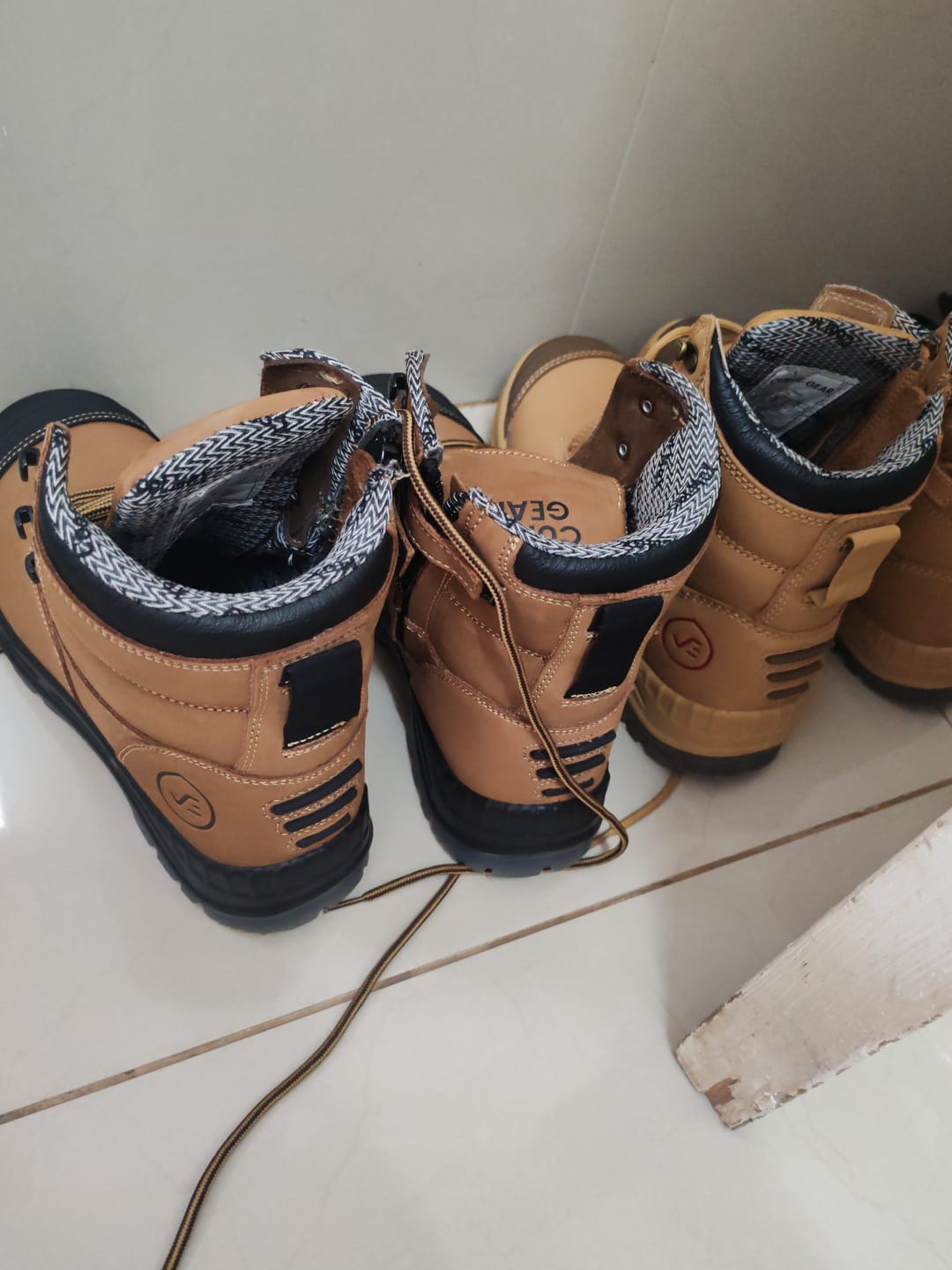 Customer photo review of Brawn Safety Work Boots Tan