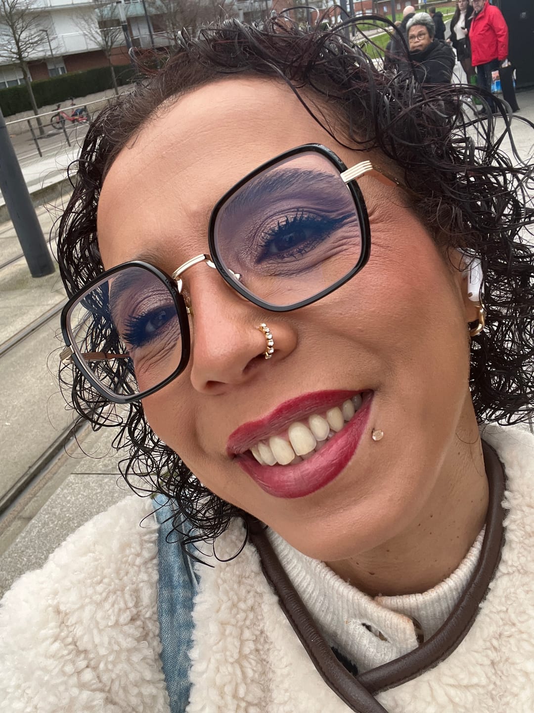 Customer photo review of Faux piercing Camille