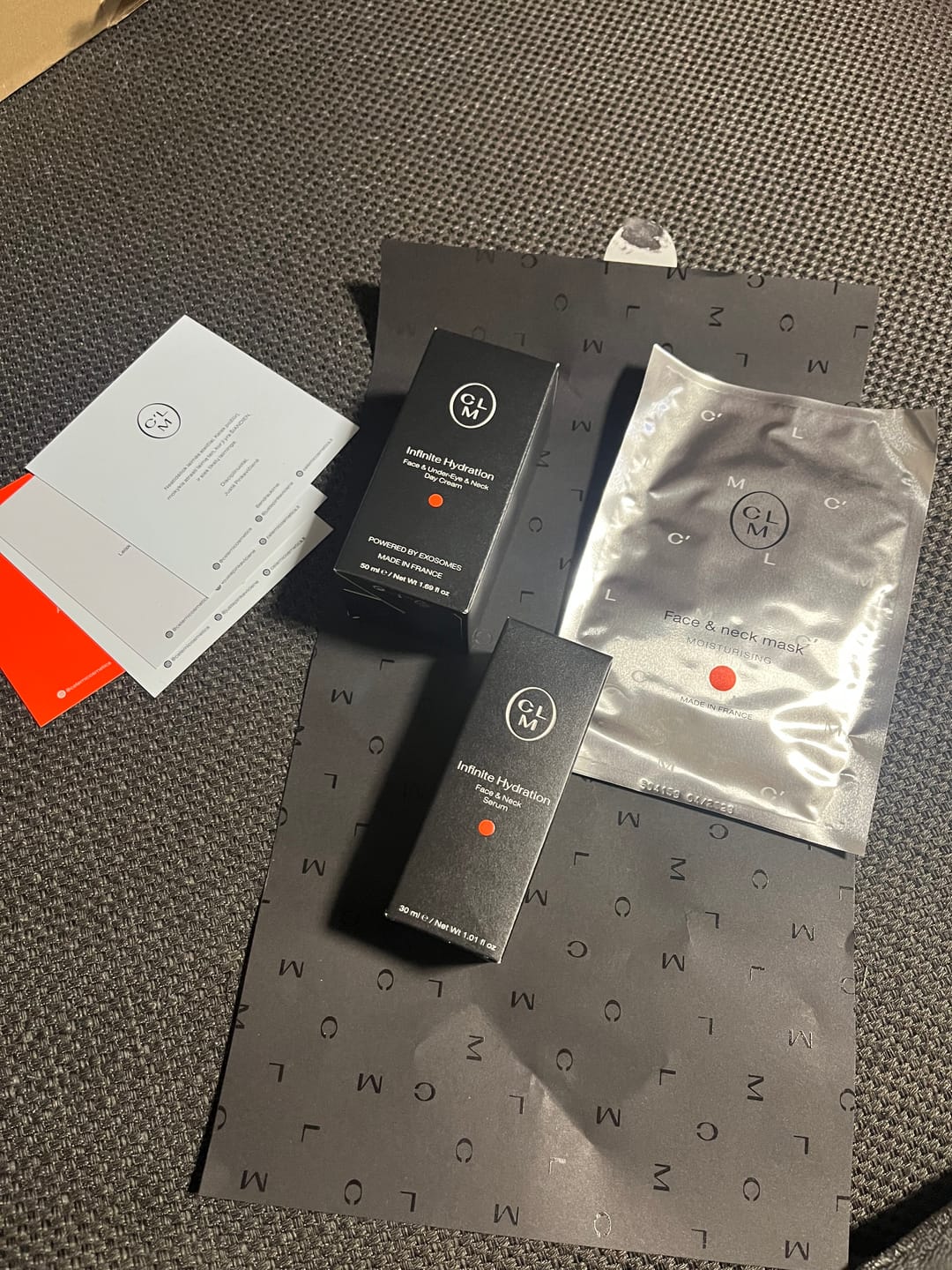 Customer photo review of Intensyviai drėkinanti veido ir kaklo kaukė 15ml