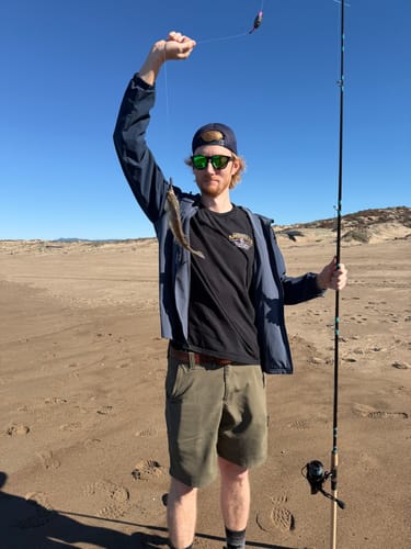 Customer photo review of 9'4" No Excuses Surf Travel Rod with Tube Medium-Heavy Action 3/4oz to 3oz