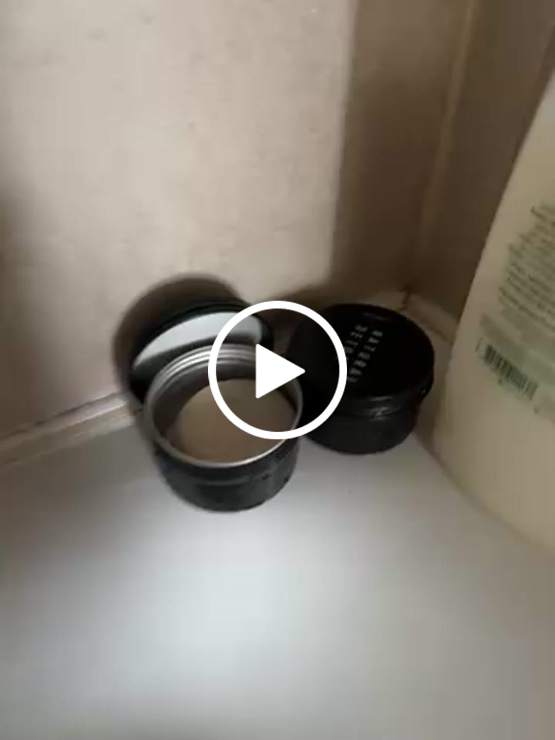Customer video review of Shampoo Anticaída + Caja Reutilizable de REGALO