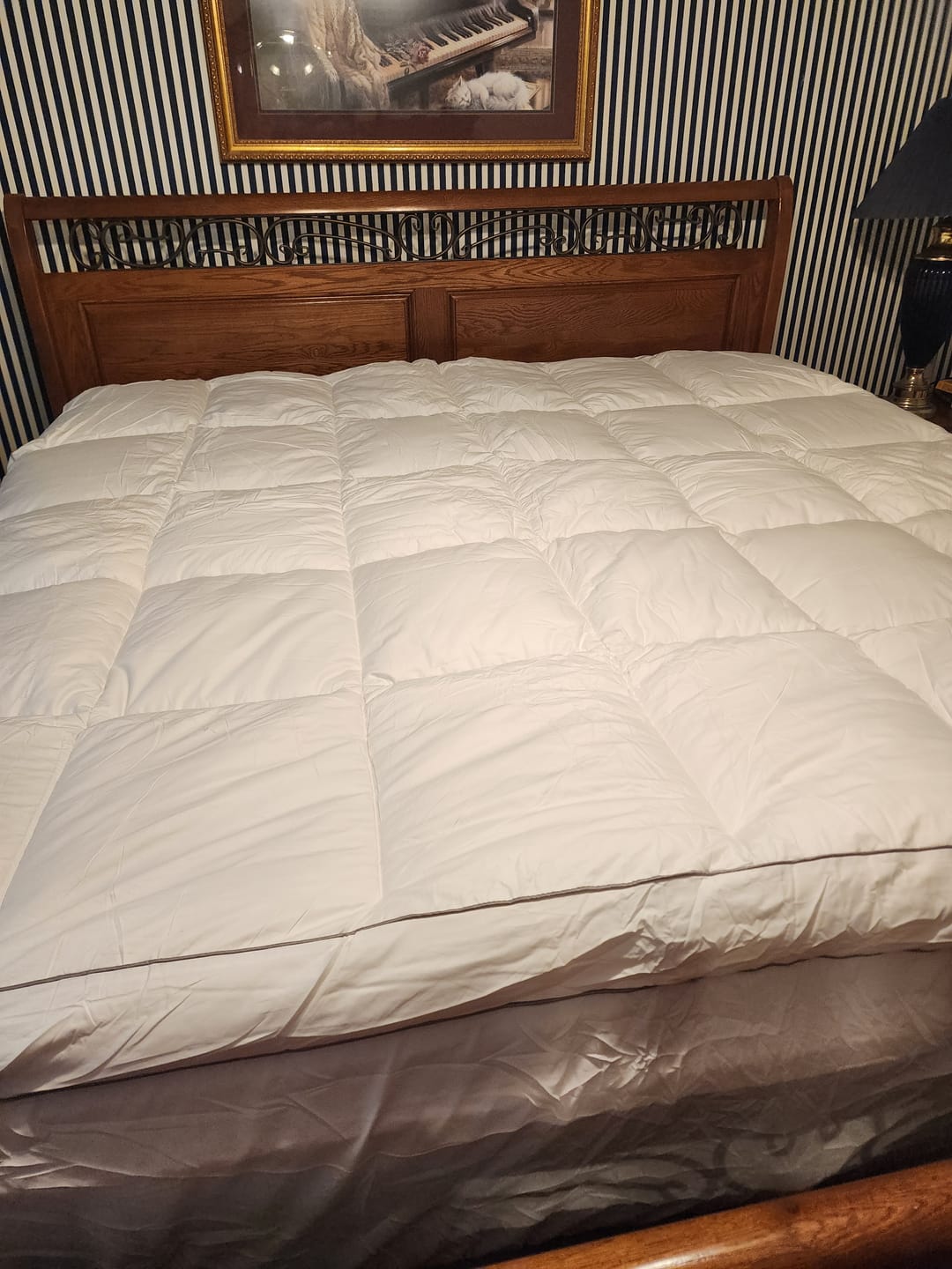Customer photo review of Muscle Mat Luxury Mattress Topper - 4 Inches Thick