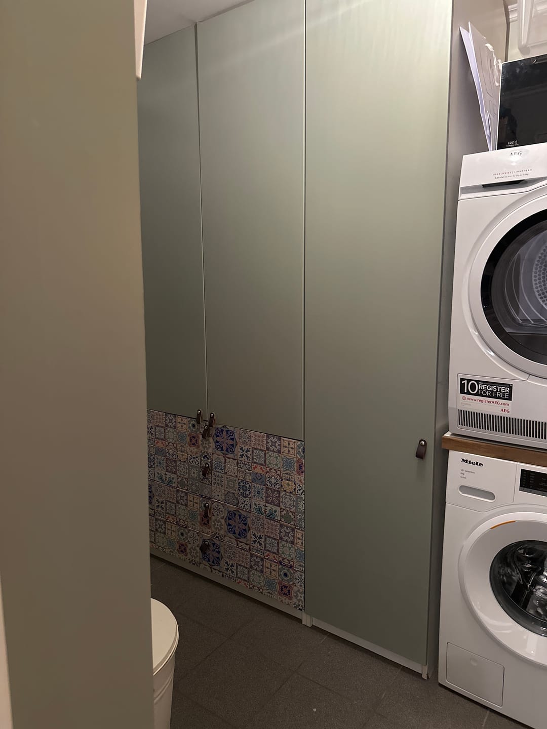 Customer photo review of Uni matt sage green kontaktplast