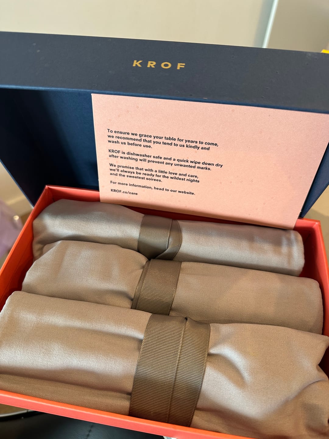 Customer photo review of Brushed Silver — 24pc Cutlery Gift Set