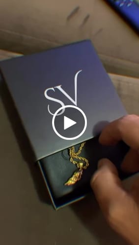 Reseña con vídeo de un cliente sobre Hermés Pendant Oro