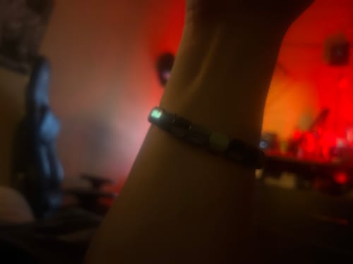 Customer photo review of Pulsera Hora Hematita