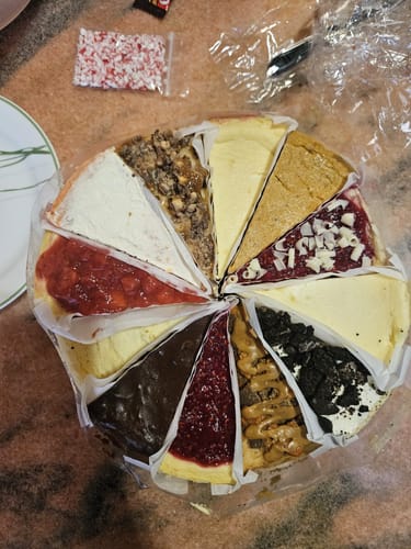 Customer photo review of Ultimate Cheesecake Sampler