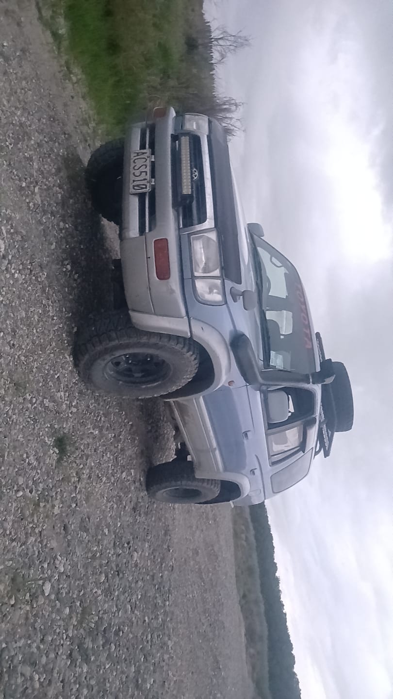 Customer photo review of Airplex Hilux Surf / 4Runner Bonnet Protector l 2nd, 3rd & 4th Gen 89 - 05