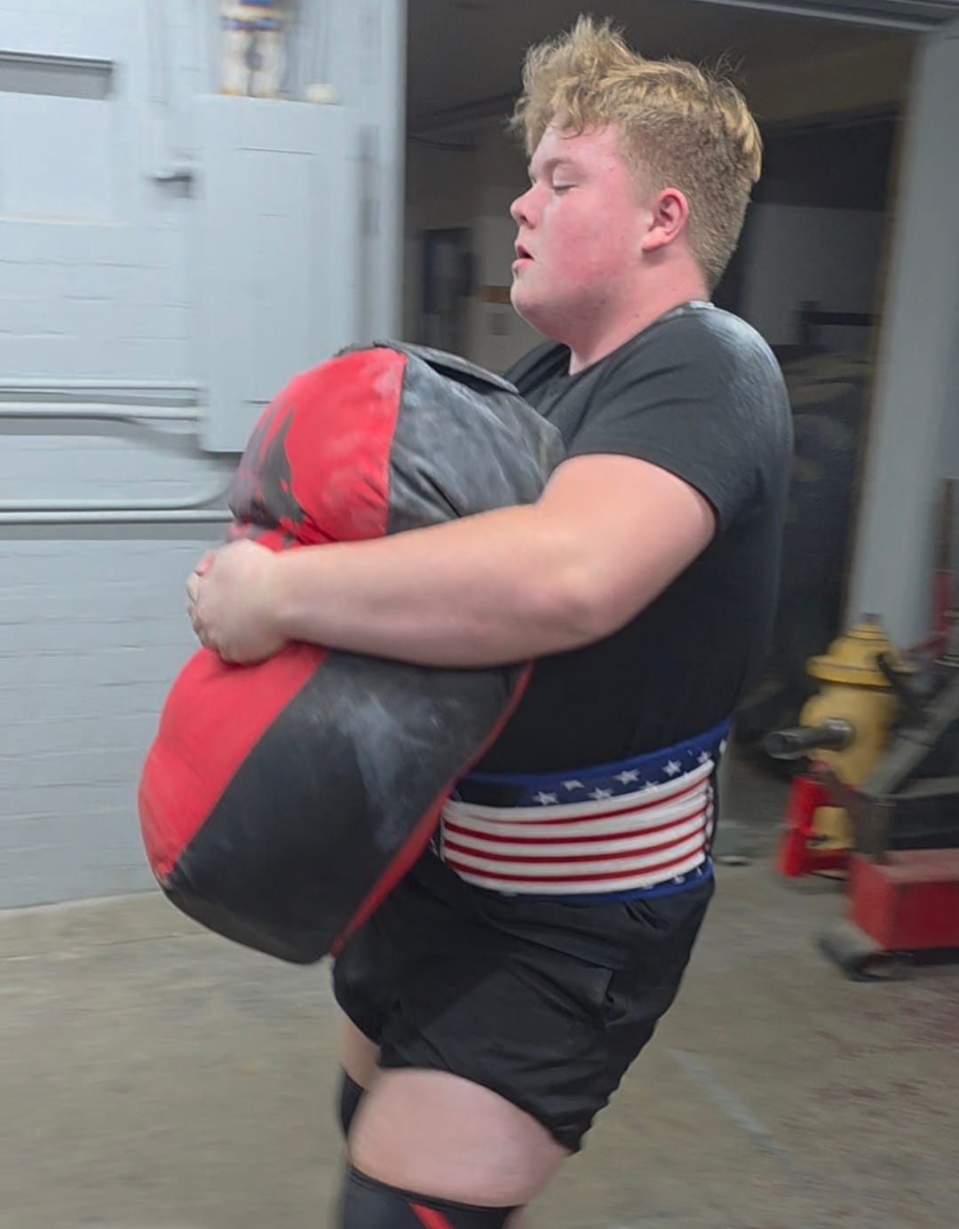 Customer photo review of Limited Edition "Born in the USA" Support Belt by Evolution Athletics