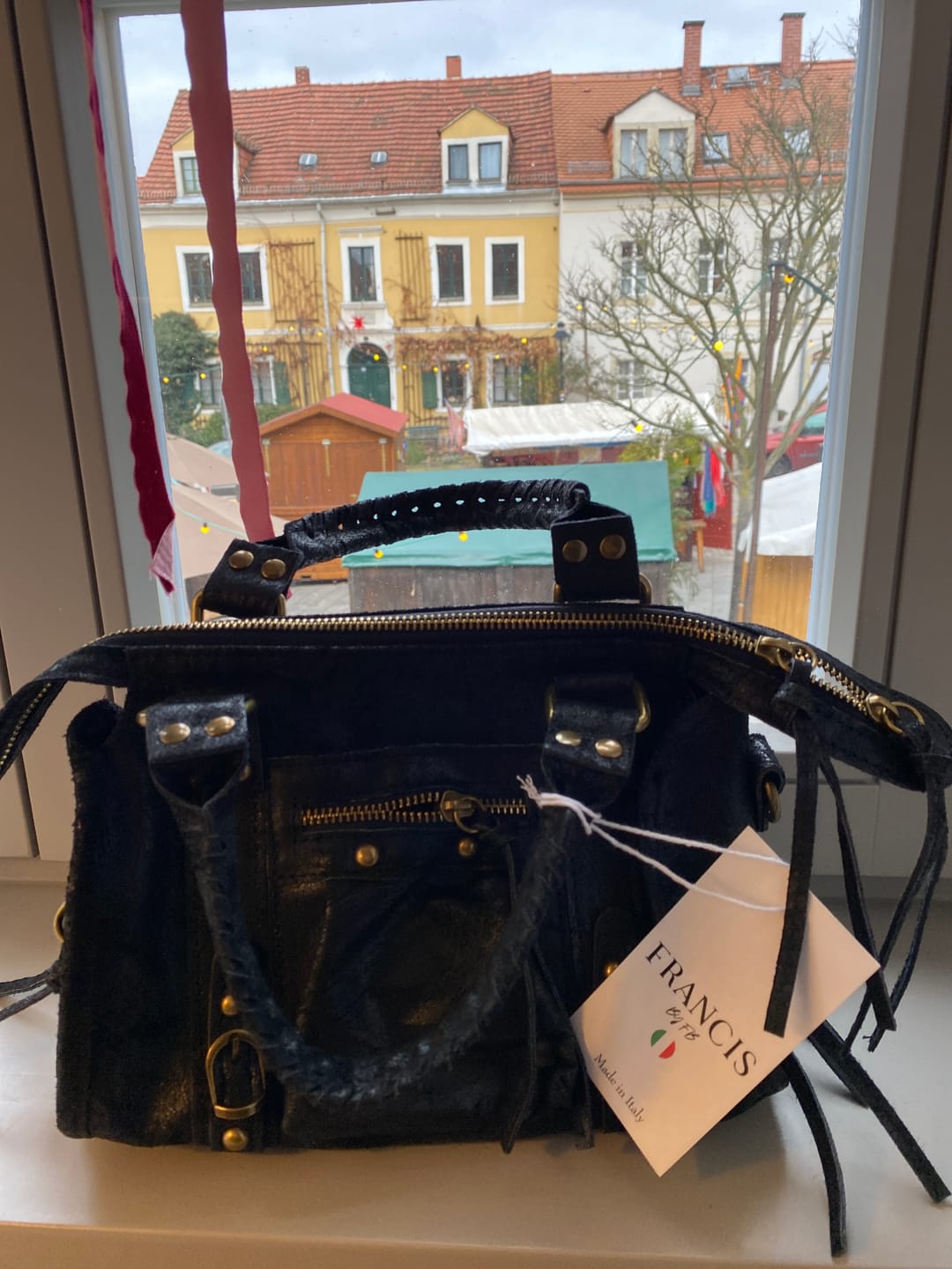 Customer photo review of Mini it girl bag black