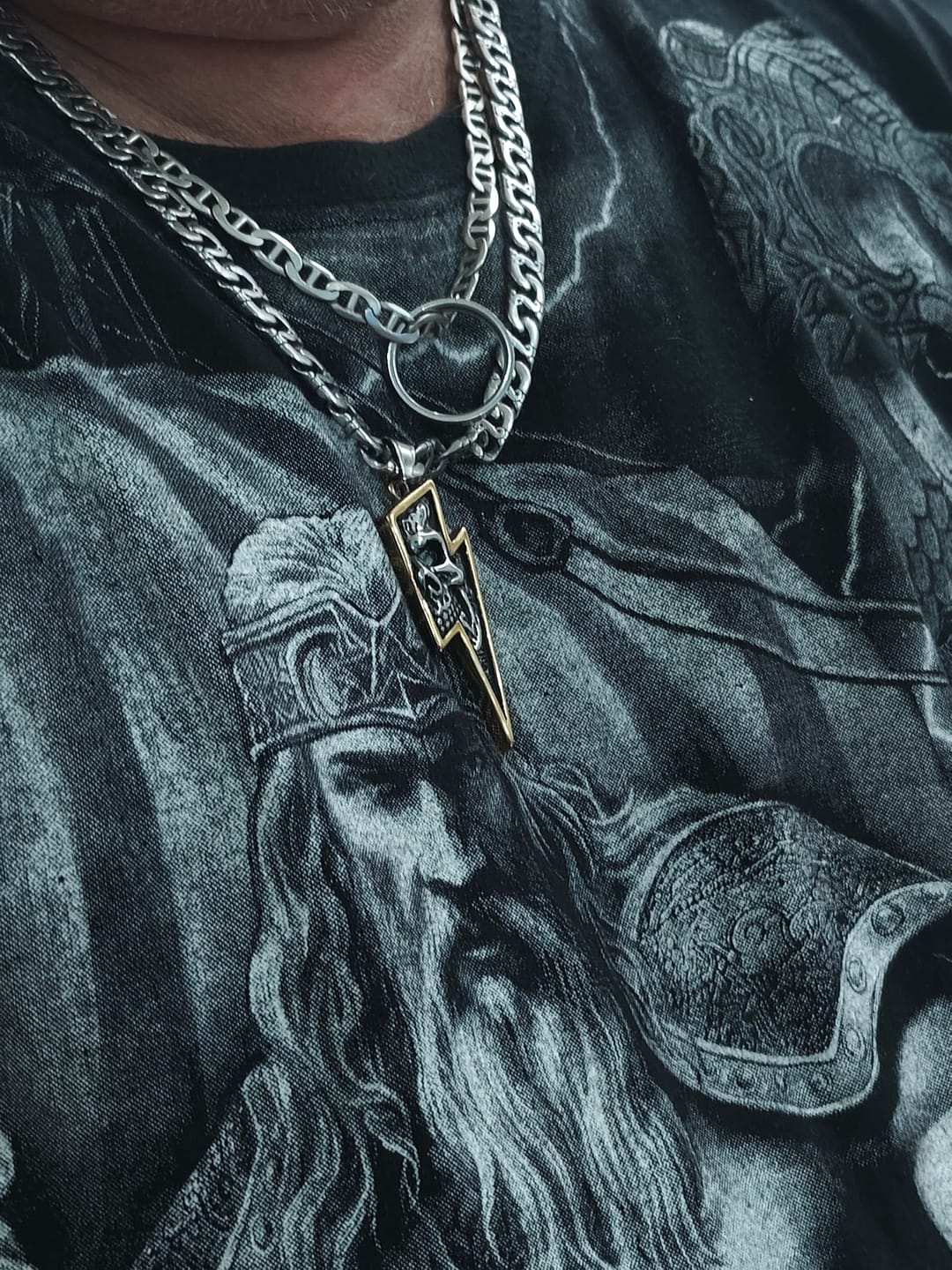 Customer photo review of LIGHTNING. - GOLD