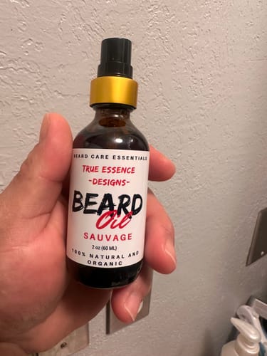 Customer photo review of Sauvage Scented Beard Oil