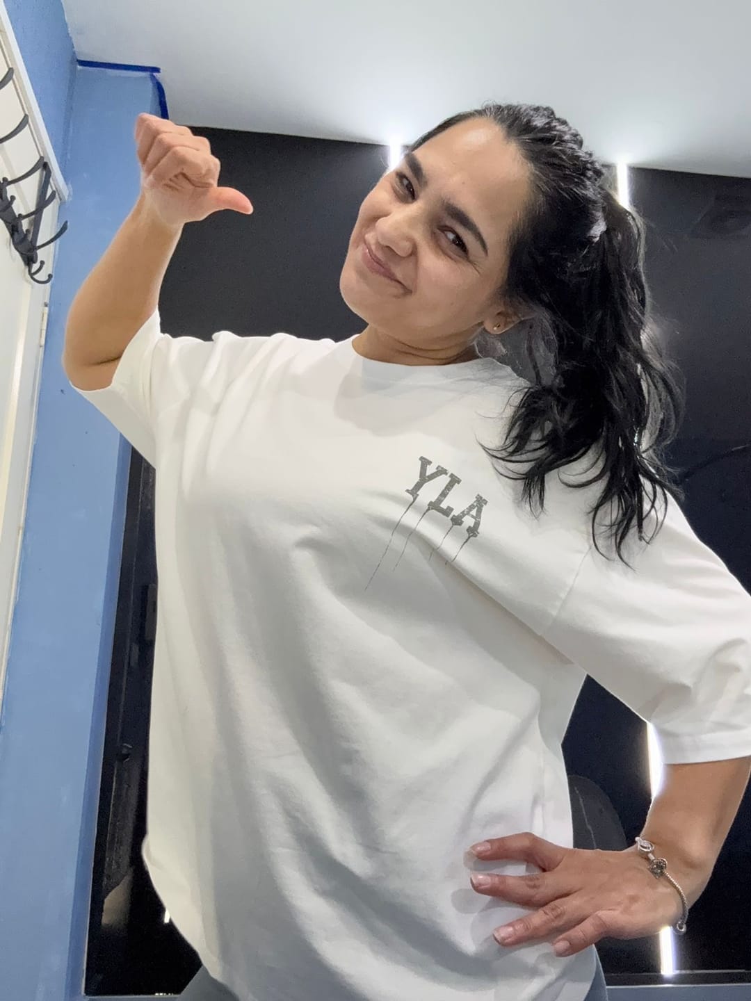 Customer photo review of W428 - Drip Oversized Tee