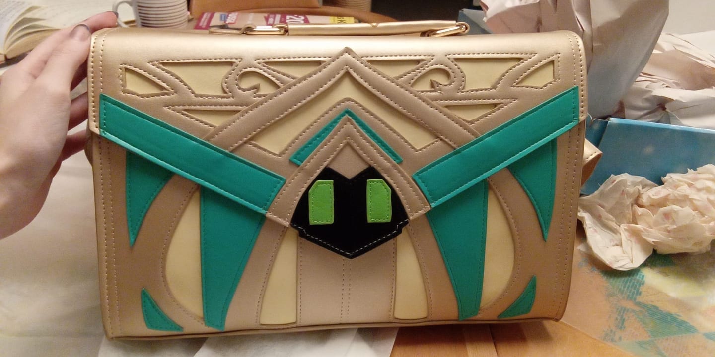 Customer photo review of Mehrak Kaveh Itabag - Genshin Impact