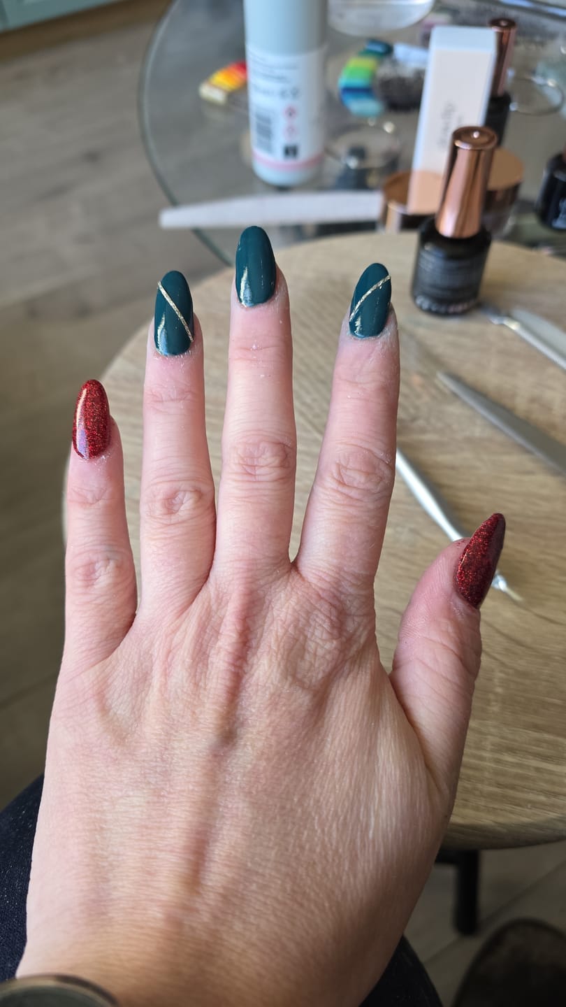 Customer photo review of Bright Future Dipping Powder