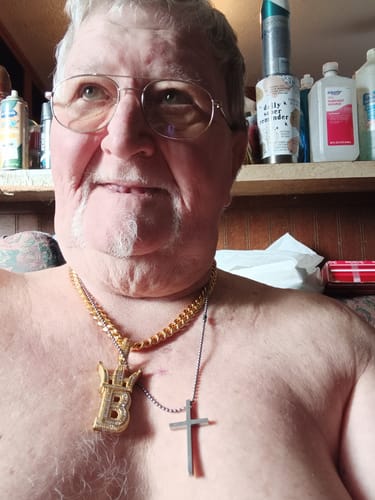 Customer photo review of Baguette Hip Hop Bling Logo Pendant