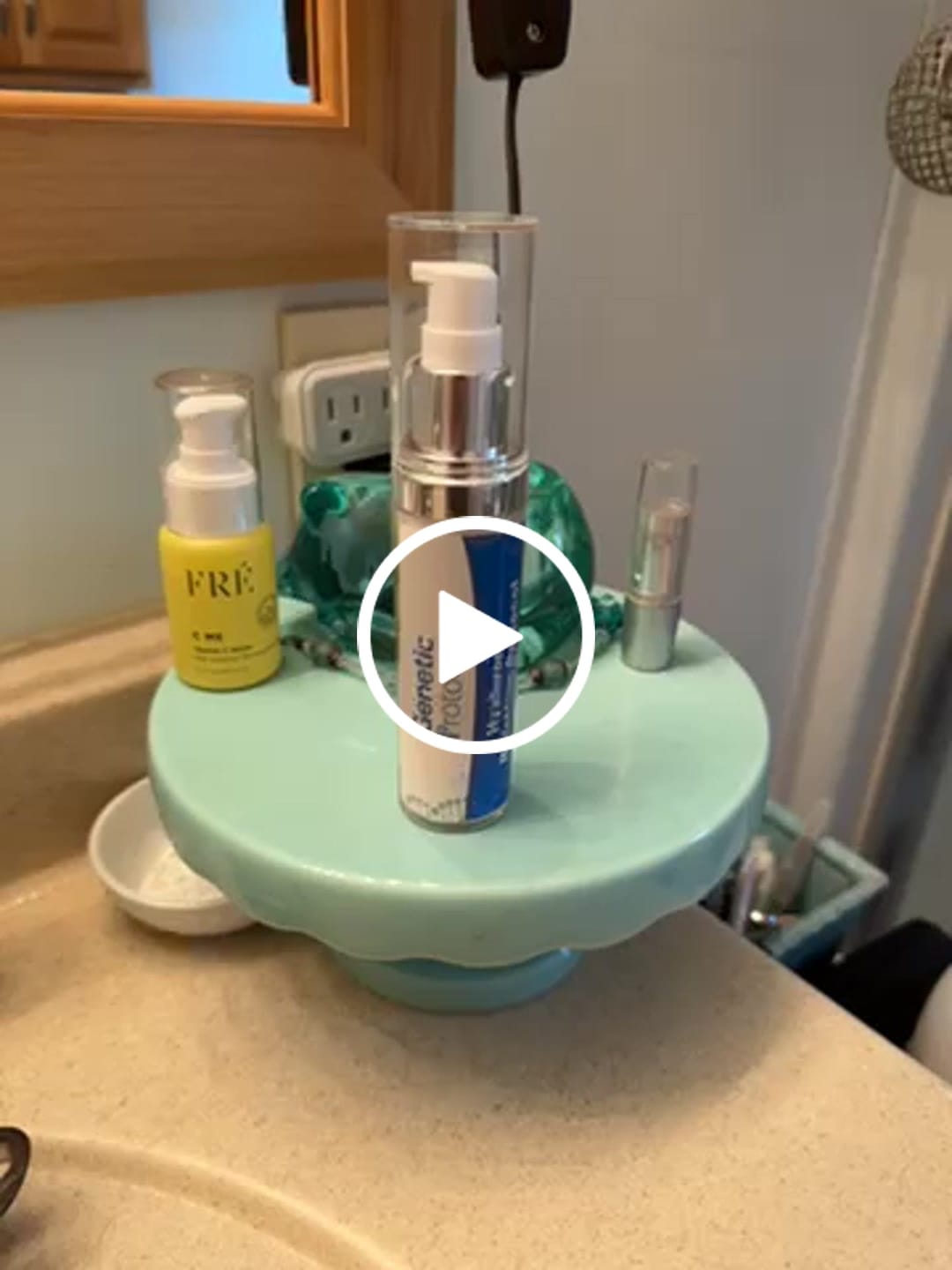 Customer video review of Hyaluronic Hydration Protocol