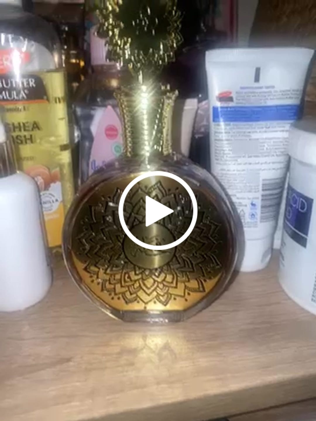 Customer video review of FAKHAMA