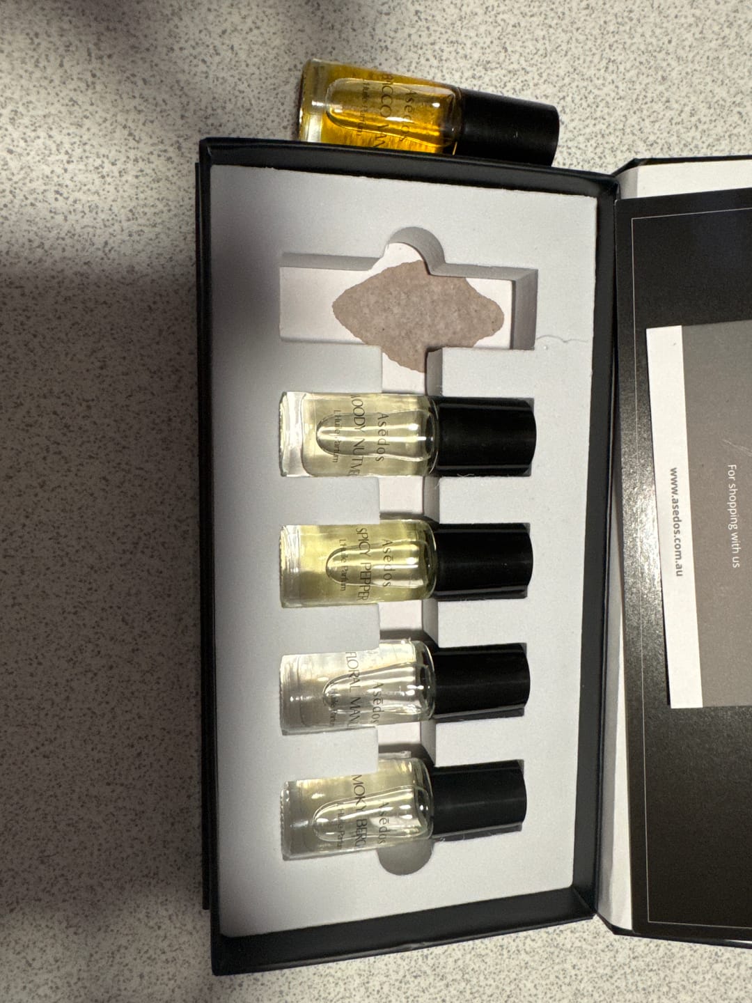 Customer photo review of Asēdos Perfume Oil Set - His Collection