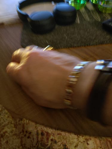 Customer photo review of Magneva Rannekoru – Kehon ja mielen tasapainoon