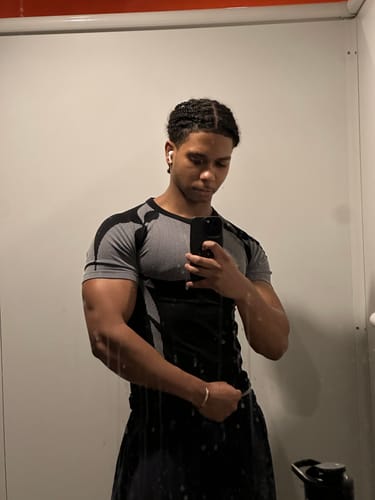 Customer photo review of Compression "Zenith"