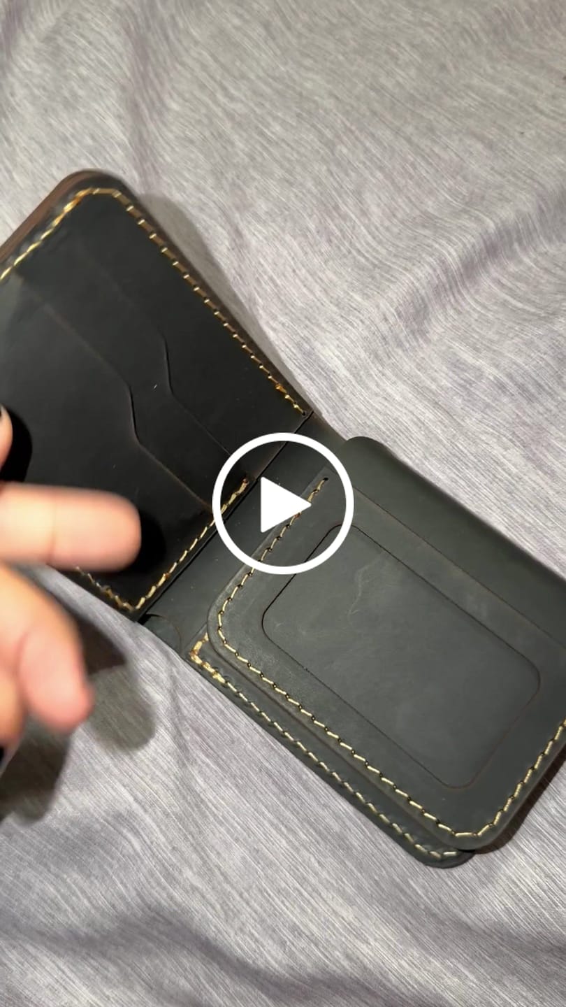 Customer video review of Rio Grande Bifold Wallet