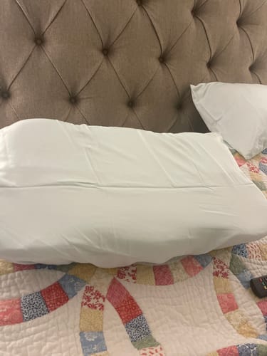 Customer photo review of Mellow CloudAlign™ Pillow