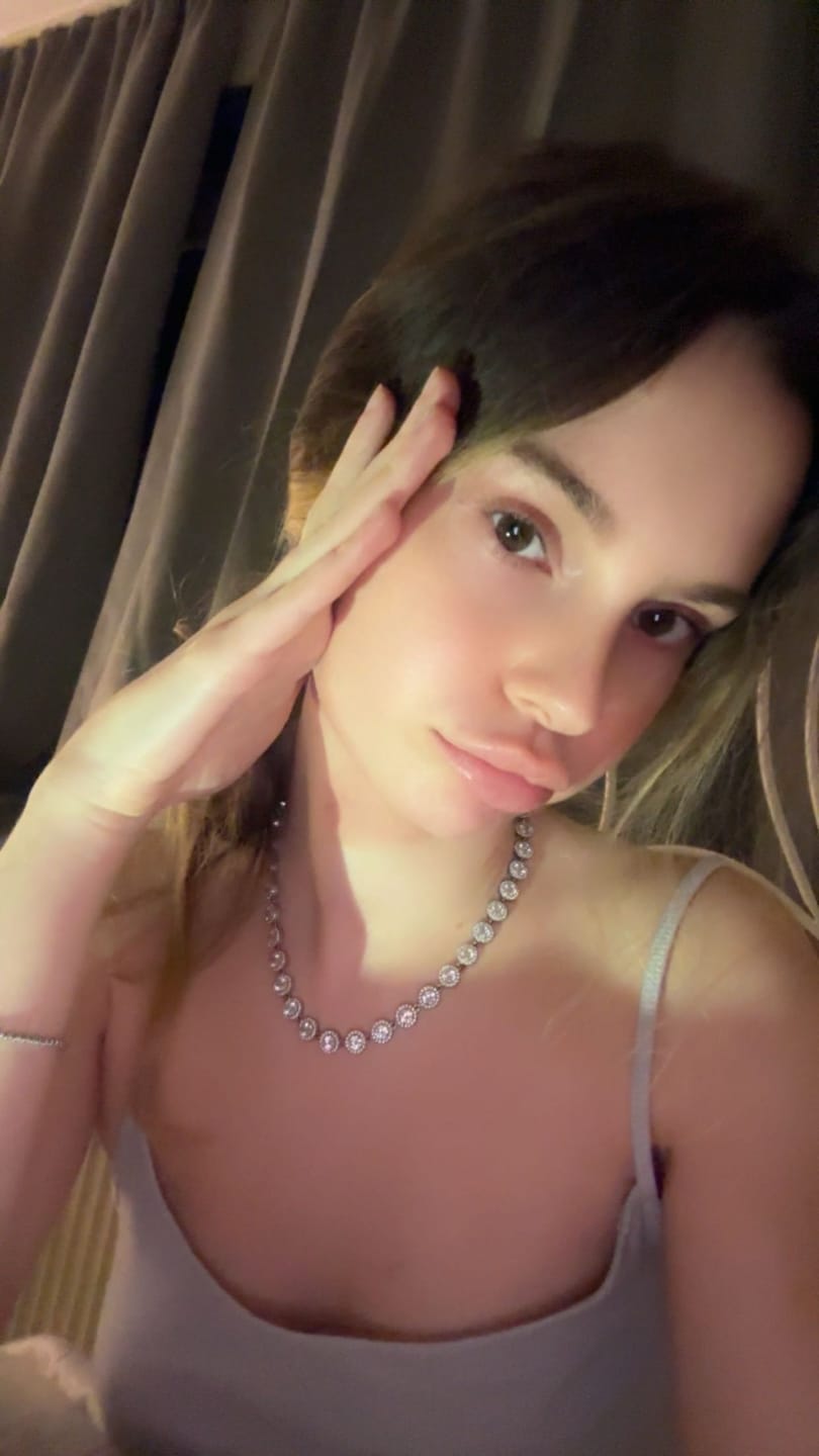 Customer photo review of Crystal Elegance Kette 14K Vergoldet