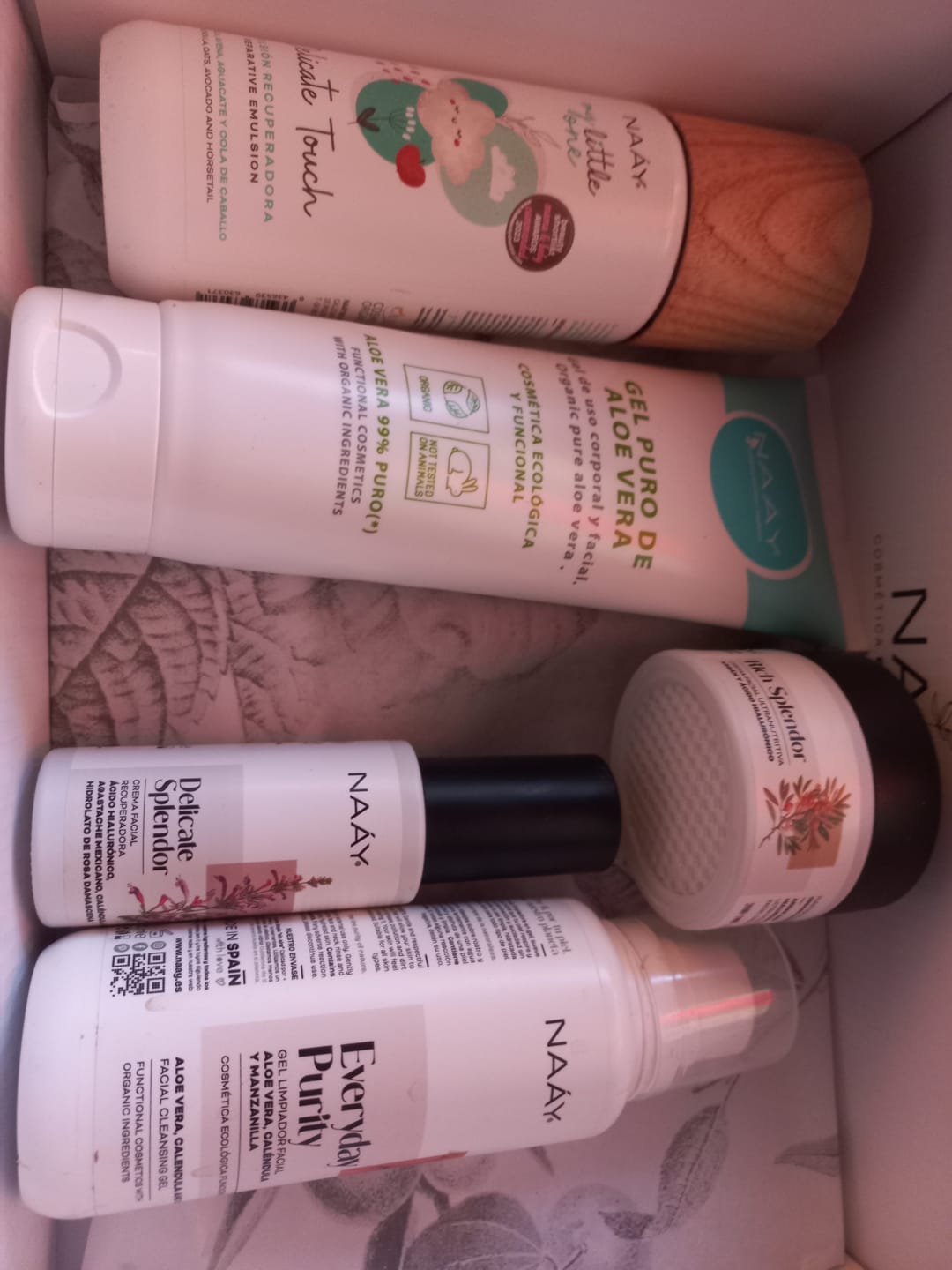 Customer photo review of Crema de Ácido Hialurónico + Argán | Rich Splendor