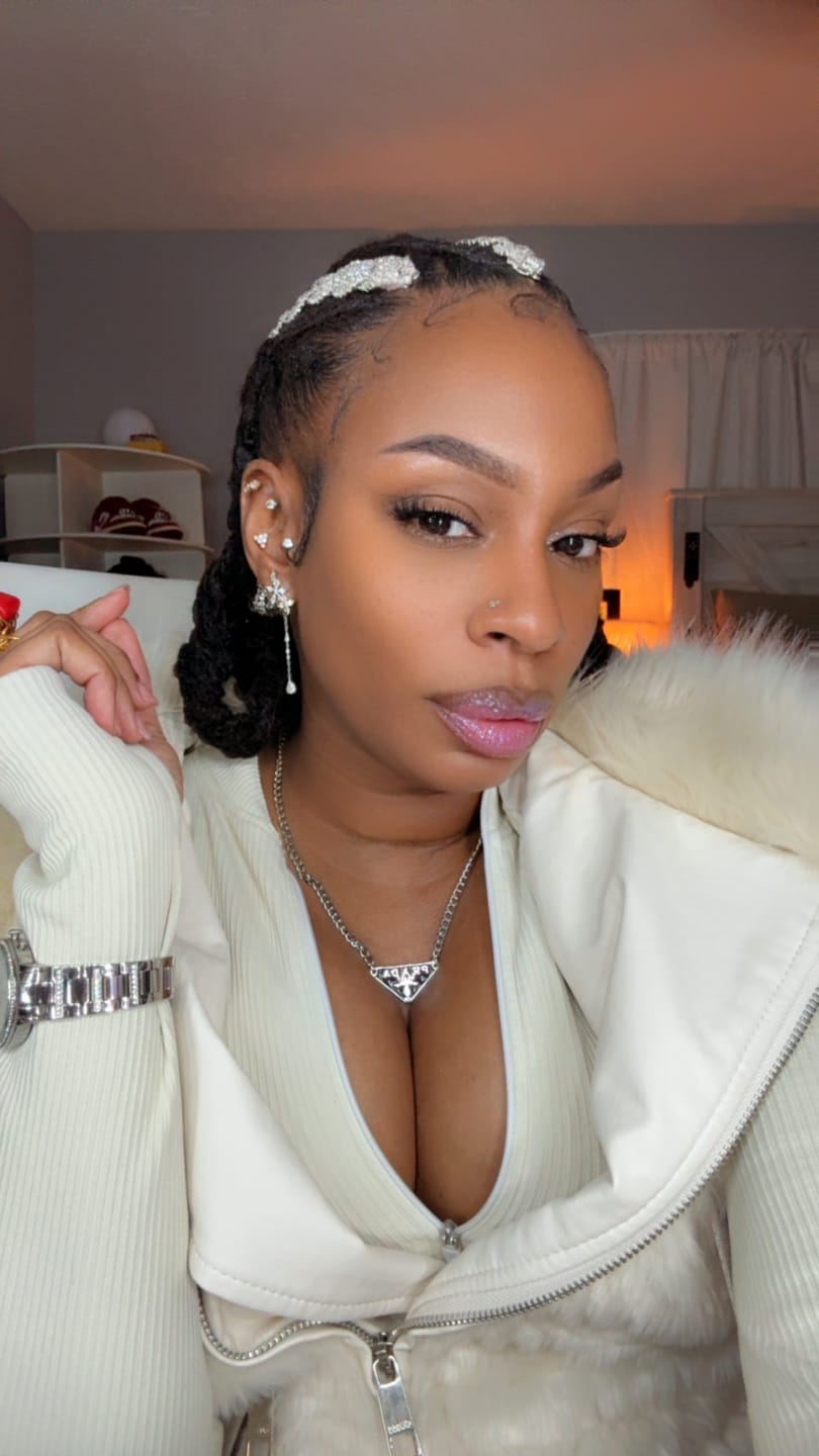 Customer photo review of Sorrento Necklace