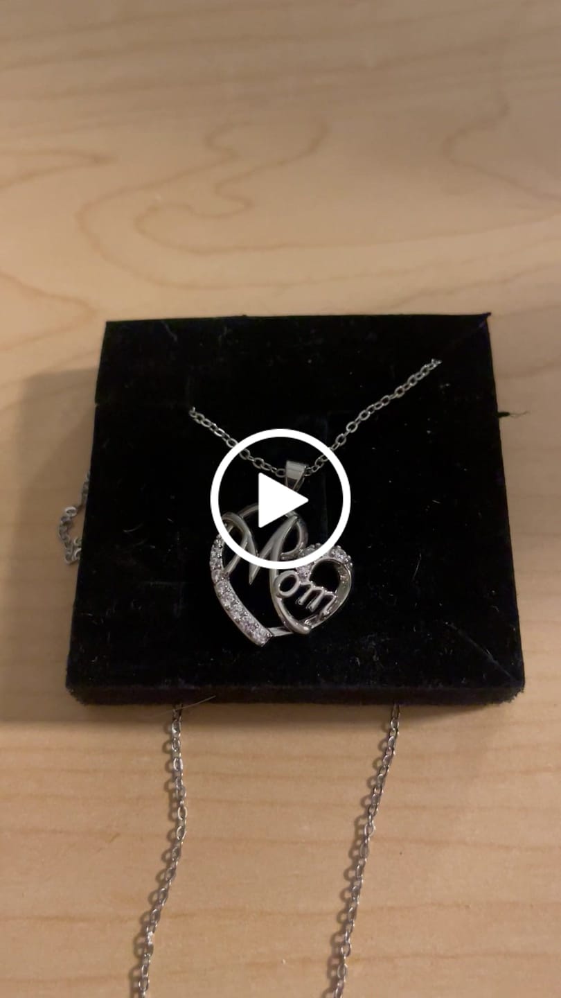 Customer video review of Mom 18k White Gold Plated Necklaces with Swarovski Crystals and Message Card