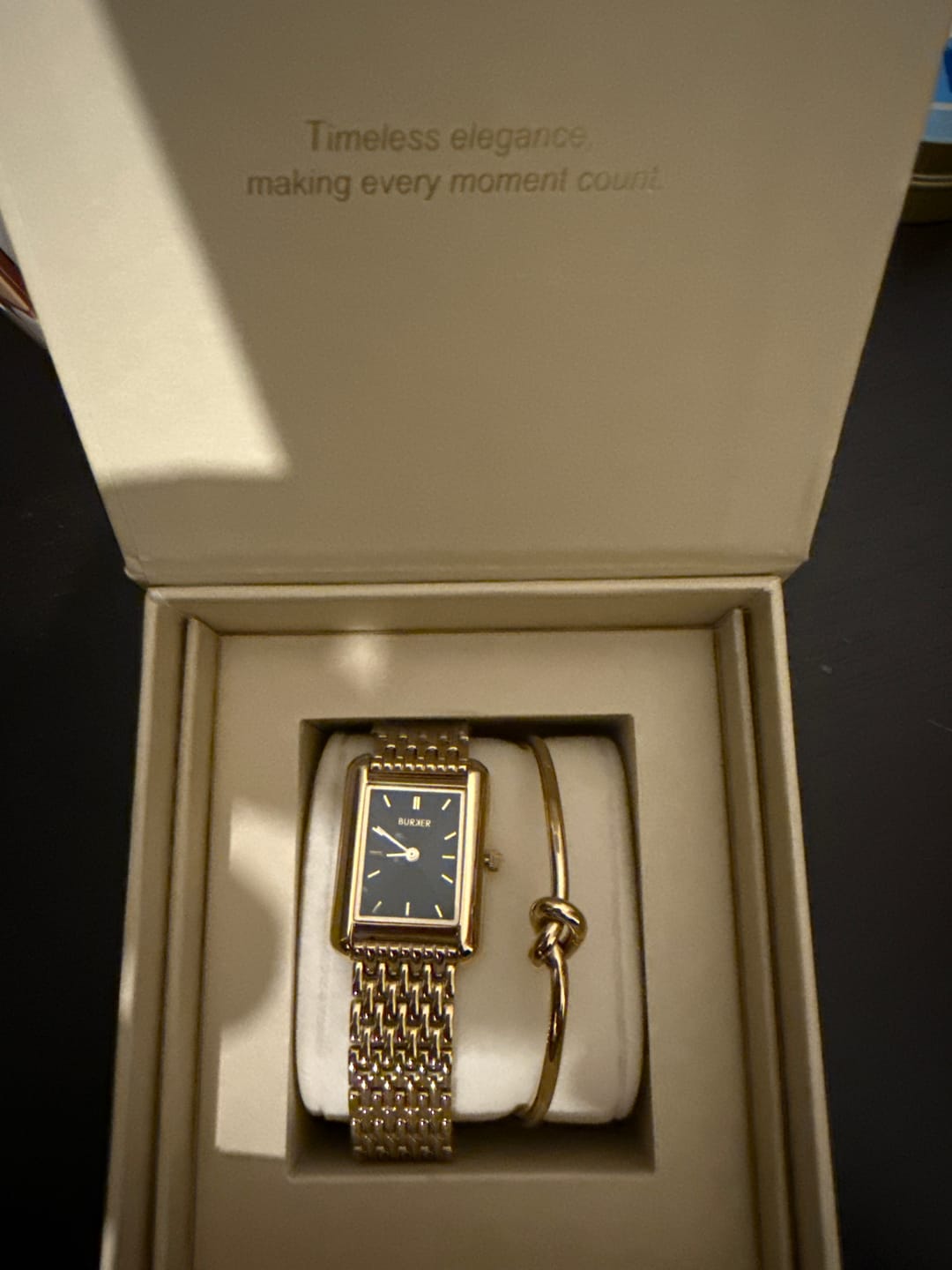Customer photo review of Olivia Gold Black